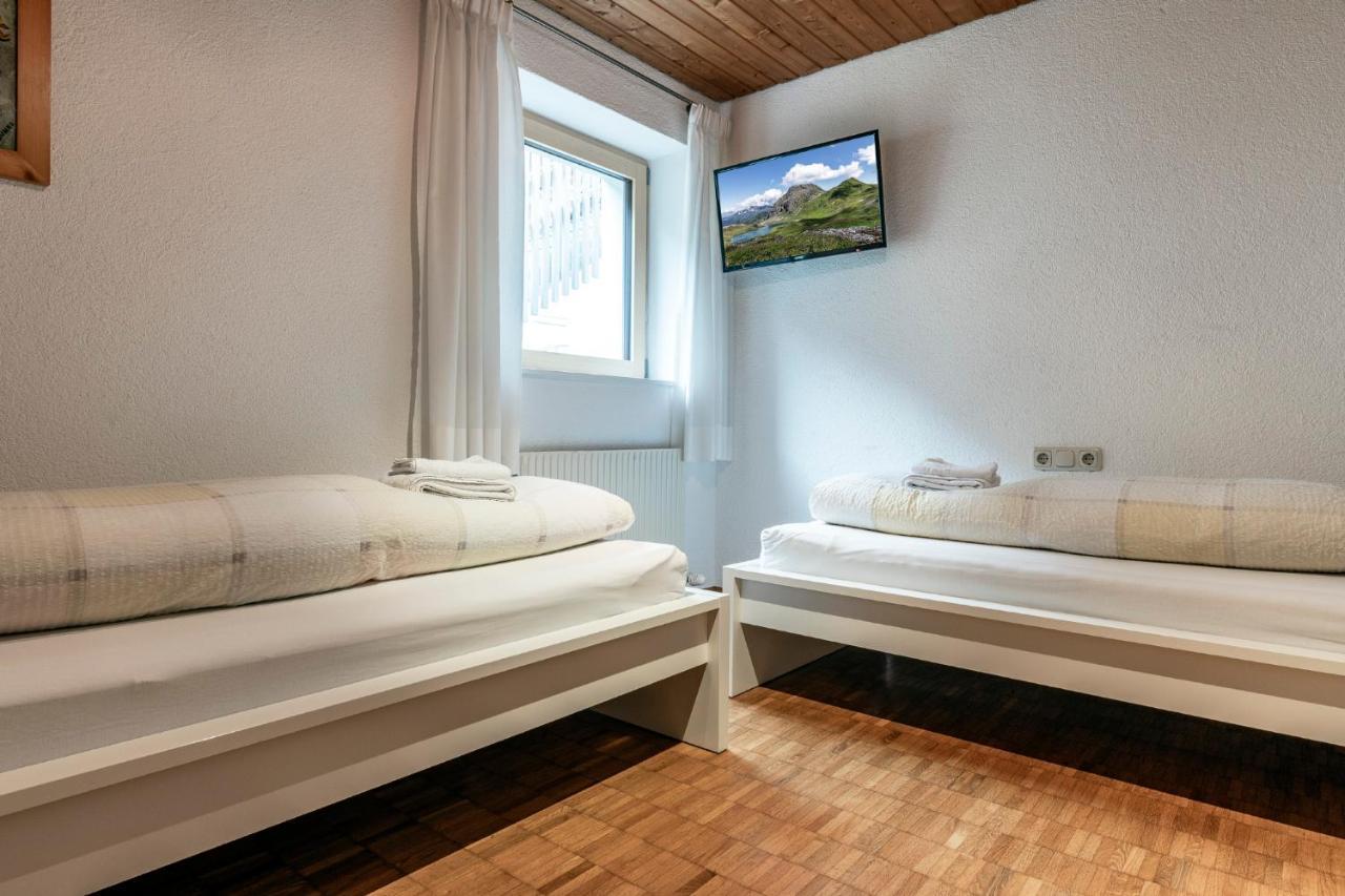 Ferienwohnung Bluamastiel 쉬룬즈 외부 사진